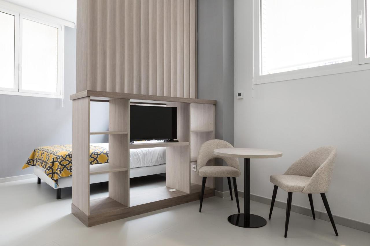 Apartamentos Las Torres Madrid Buitenkant foto
